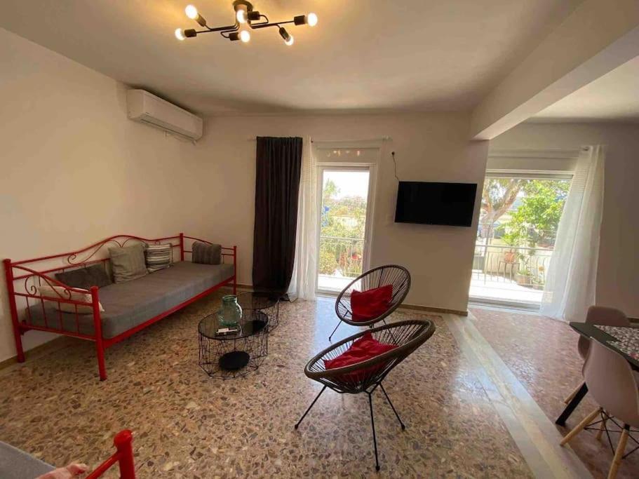 New! Flower Patio House 2 Bdr - Bbq - Wash Machine Lávrion المظهر الخارجي الصورة